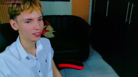 park_jimin1 online show from 11-23-25, 03:12