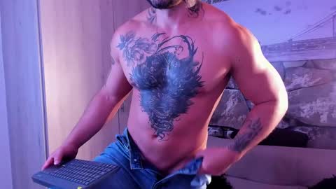 Snapshot of parker_lavine chatting on 12-03-24, 04:03 parker lavine online show from 12-03-24, 04:03