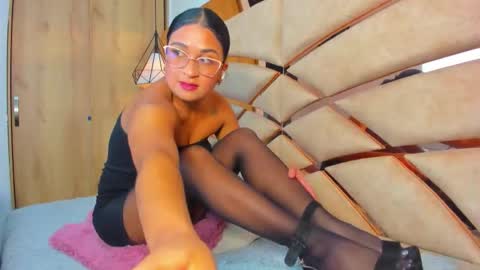 PARKER  online show from 12-17-25, 07:09