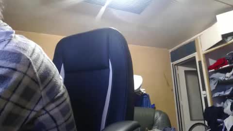 pascal88881 online show from 11-15-25, 03:04