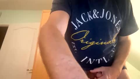 Snapshot of pascalou02 chatting on 12-03-25, 06:06 pascalou02 online show from 12-03-25, 06:06