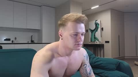 Pashka online show from 03-02-25, 10:24