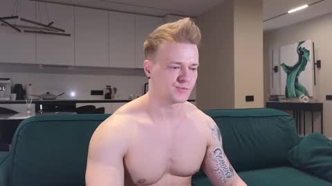 Pashka online show from 03-09-25, 10:08