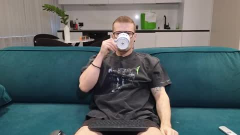 Pashka online show from 04-08-26, 06:46