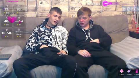Max tall dark-haired guy with tattoos and Phil blond-haired online show from 03-30-26, 01:50