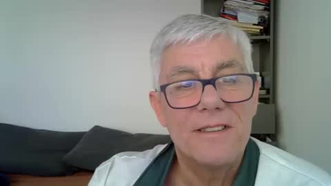 Snapshot of patrick5275 chatting on 12-21-24, 10:06 patrick5275 online show from 12-21-24, 10:06