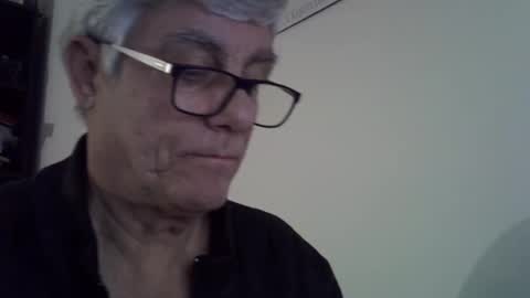 Snapshot of patrick5275 chatting on 02-27-25, 08:53 patrick5275 online show from 02-27-25, 08:53