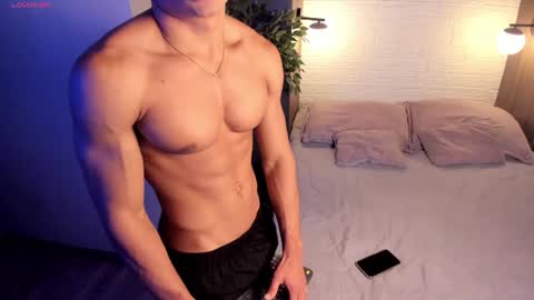 Snapshot of patrick_brown_ chatting on 12-10-24, 12:05 Patrick Brown online show from 12-10-24, 12:05