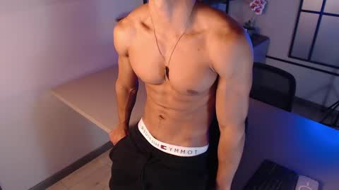 Snapshot of patrick_brown_ chatting on 12-16-24, 12:16 Patrick Brown online show from 12-16-24, 12:16