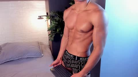 Snapshot of patrick_brown_ chatting on 01-10-25, 03:06 Patrick Brown online show from 01-10-25, 03:06