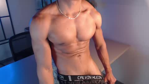 Snapshot of patrick_brown_ chatting on 02-17-25, 06:04 Patrick Brown online show from 02-17-25, 06:04