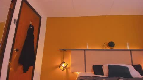 Paul online show from 12-07-24, 01:51