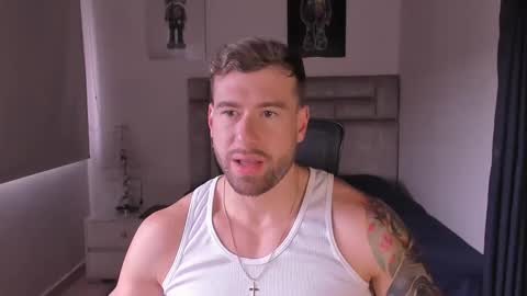 PAUL ROGER online show from 10-19-25, 01:56