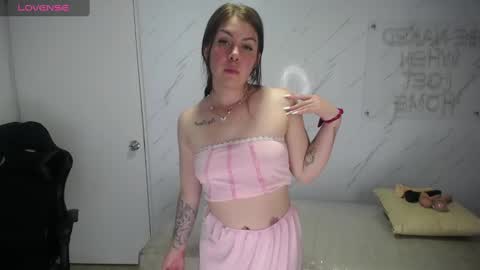 Snapshot of paula_b_ chatting on 12-09-24, 03:54 Paula online show from 12-09-24, 03:54