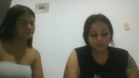 Snapshot of paula_torrez chatting on 02-11-26, 04:06 paula_torrez online show from 02-11-26, 04:06