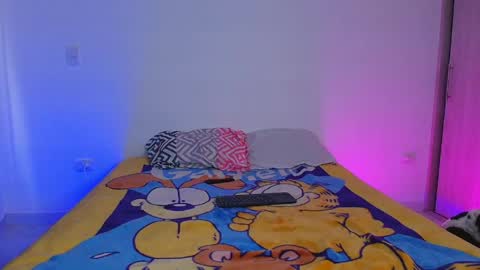 Snapshot of paulin01_ chatting on 06-03-26, 01:03 Paulina online show from 06-03-26, 01:03