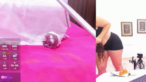 Paulina Davis  online show from 01-22-25, 03:20