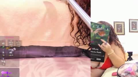 Paulina Davis  online show from 01-28-25, 03:25