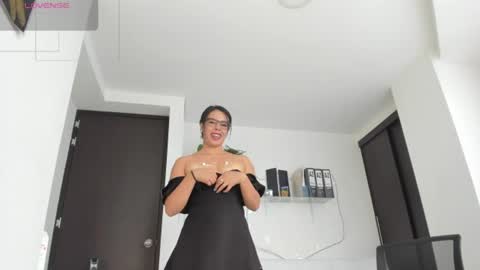 Snapshot of paulina_dossantos chatting on 07-03-26, 07:31 paulina online show from 07-03-26, 07:31