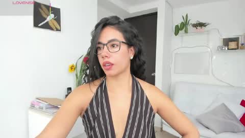 Snapshot of paulina_dossantos chatting on 07-24-26, 07:01 paulina online show from 07-24-26, 07:01