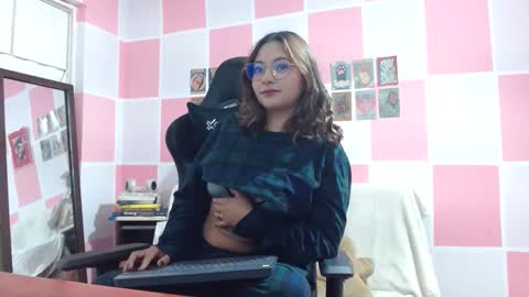 Paulina mosh online show from 03-02-25, 12:22