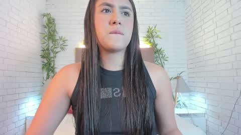 Paulina  online show from 02-12-25, 12:22