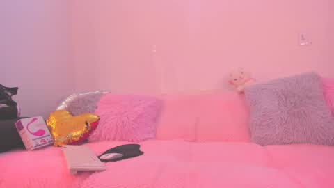 call me ur bbygurl online show from 01-08-25, 09:23