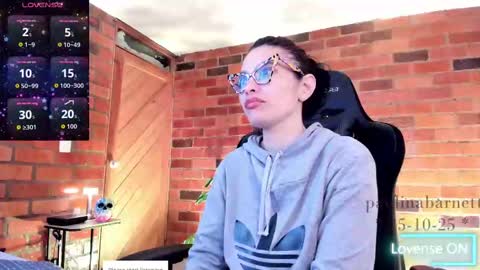 Paulina online show from 10-16-25, 03:29