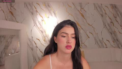 Paulina Santos  online show from 10-04-25, 07:34