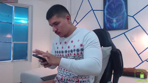 Paulo online show from 12-24-24, 01:28