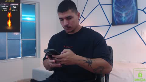 Paulo online show from 12-26-24, 01:21