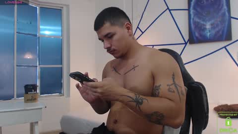 Paulo online show from 01-09-25, 01:13