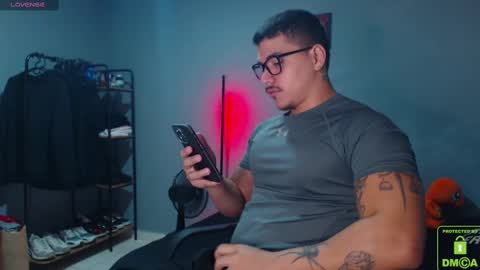 Paulo online show from 02-15-25, 01:16