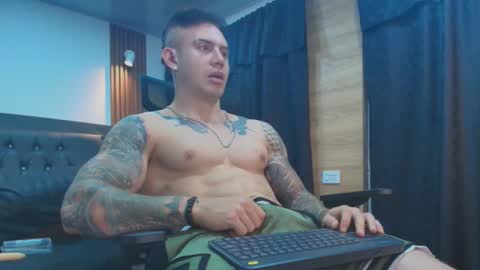 Snapshot of paulthompson_ chatting on 02-27-26, 12:38 Paul online show from 02-27-26, 12:38