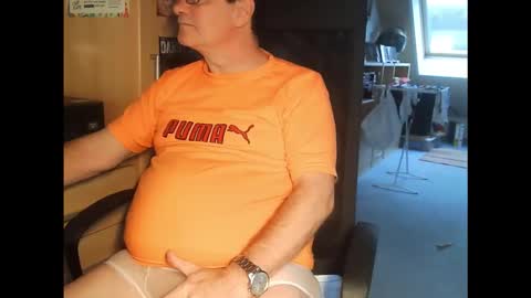 Pavlov aka Peter online show from 11-17-25, 08:09