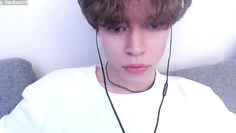 pawclaw online show from 10-26-25, 08:37