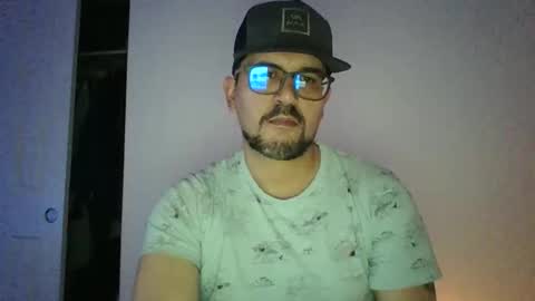 Snapshot of pawgpusslover chatting on 11-18-25, 04:39 pawgpusslover online show from 11-18-25, 04:39