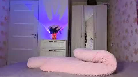 PawsClawss online show from 12-20-25, 11:34