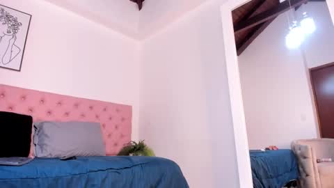 Snapshot of paytonferrara_ chatting on 11-12-25, 04:24 PaytonFerrara online show from 11-12-25, 04:24