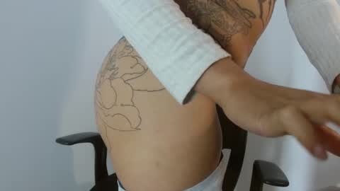 Snapshot of paytonseduccionx chatting on 02-13-25, 01:37 paytonseduccionx online show from 02-13-25, 01:37