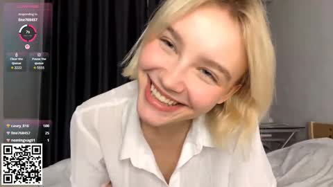 Lola online show from 11-08-25, 03:56