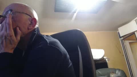 pc8474408 online show from 12-02-25, 11:26