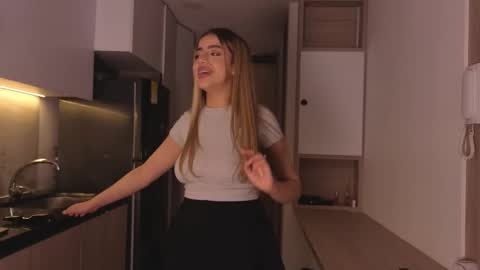 Ema online show from 10-07-25, 03:20