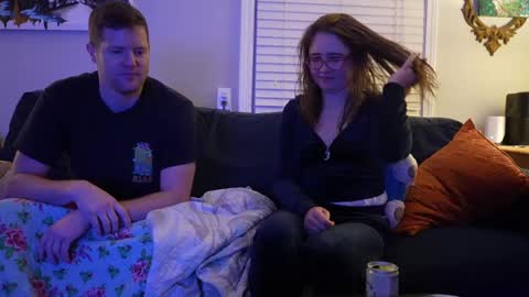 peachespunkins online show from 10-05-25, 06:12