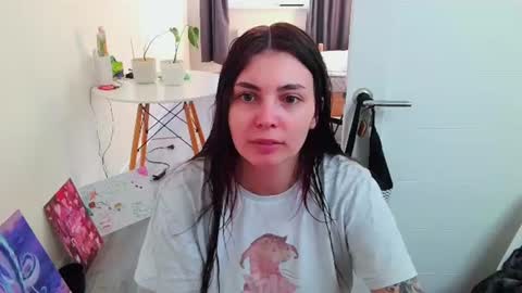 Snapshot of peachybabe__ chatting on 07-13-26, 04:43 Peachy online show from 07-13-26, 04:43