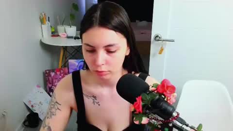 Snapshot of peachybabe__ chatting on 07-20-26, 05:37 Peachy online show from 07-20-26, 05:37