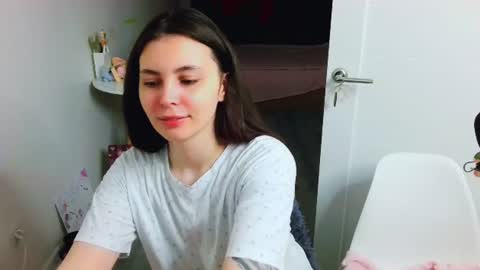 Snapshot of peachybabe__ chatting on 07-29-26, 11:03 Peachy online show from 07-29-26, 11:03