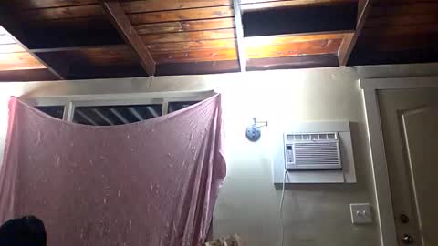 pebblezmeowkitty online show from 10-23-25, 03:39