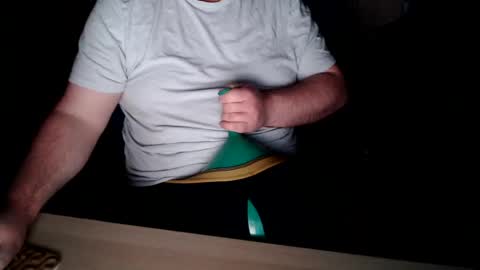 pecs_lover online show from 12-15-24, 04:04