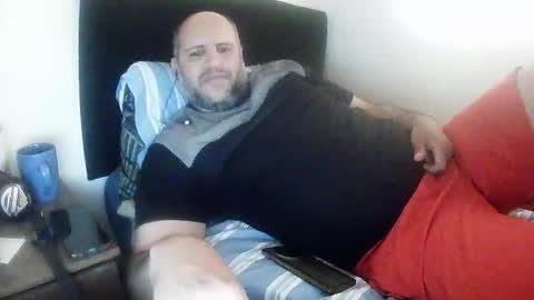 Snapshot of pedrofalfan chatting on 10-19-25, 01:01 Pedro online show from 10-19-25, 01:01